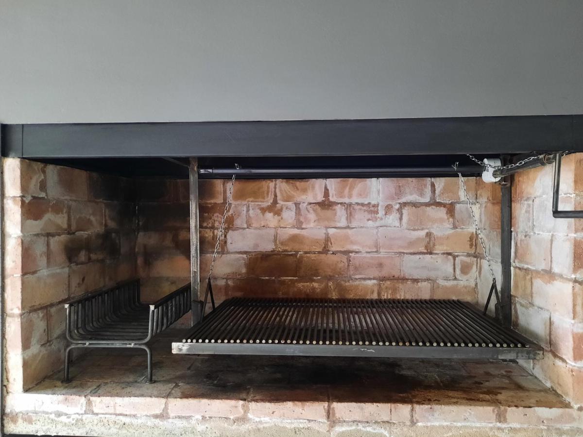 Casa De Invitados Con Parrilla Y Horno A Lena Ushuaia Kültér fotó