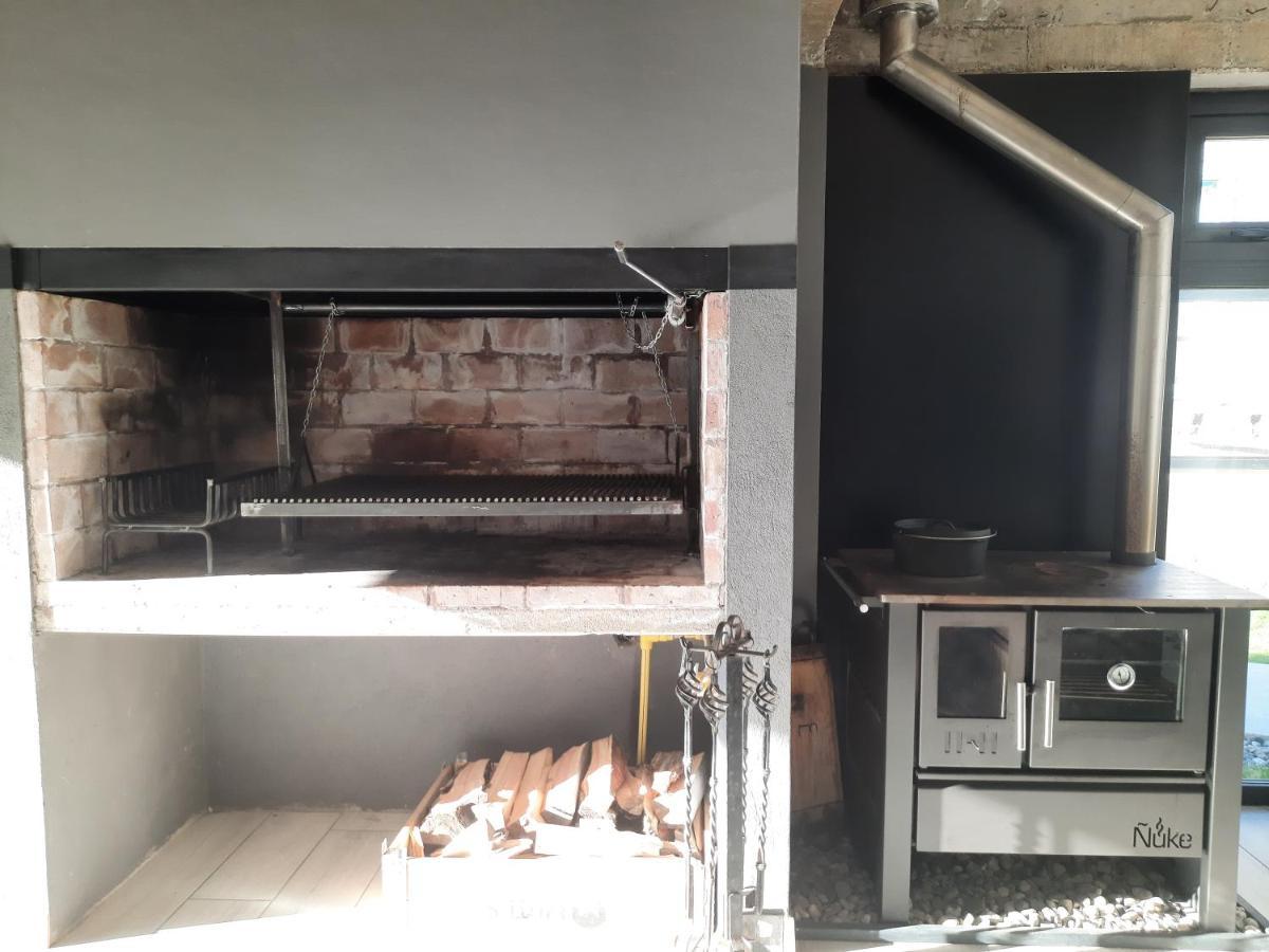 Casa De Invitados Con Parrilla Y Horno A Lena Ushuaia Kültér fotó